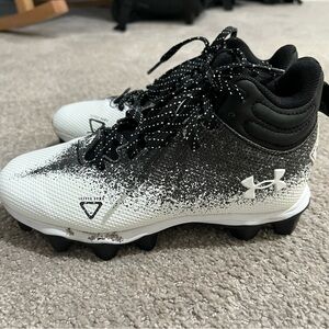 Under Armour Kids' Black and White Cleats
